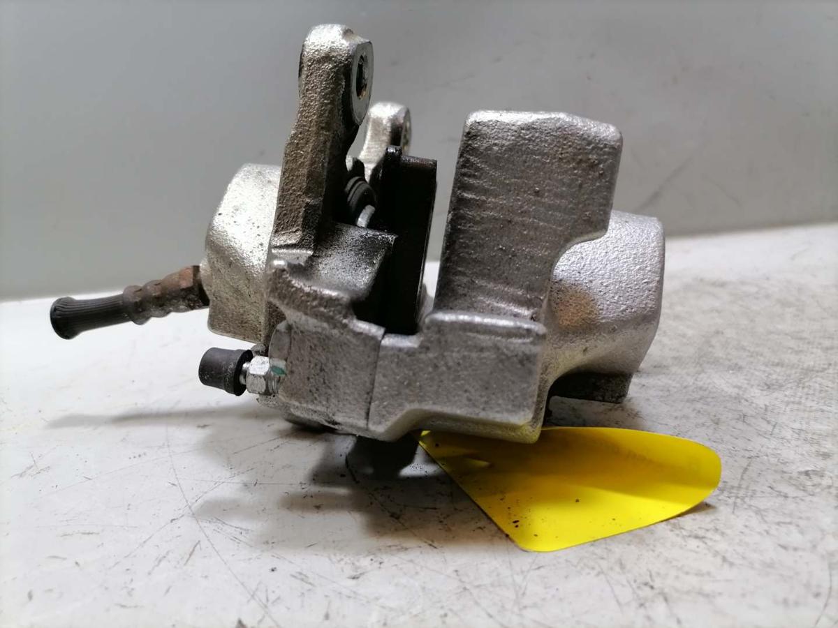 Mercedes C Klasse S203 Bremssattel hinten rechts 2,2CDI 105kw Bj.2003
